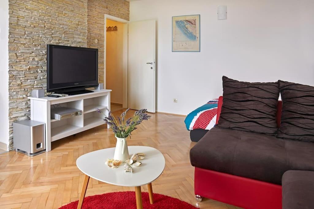Studio Apartment One Sun Lovran Exterior photo